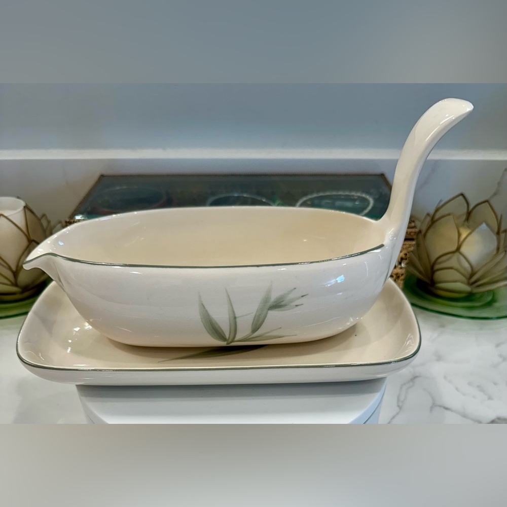 VTG Winfield CA 40s 50s Hand Crafted Bamboo Gravy Boat Complete w Tray Near Mint